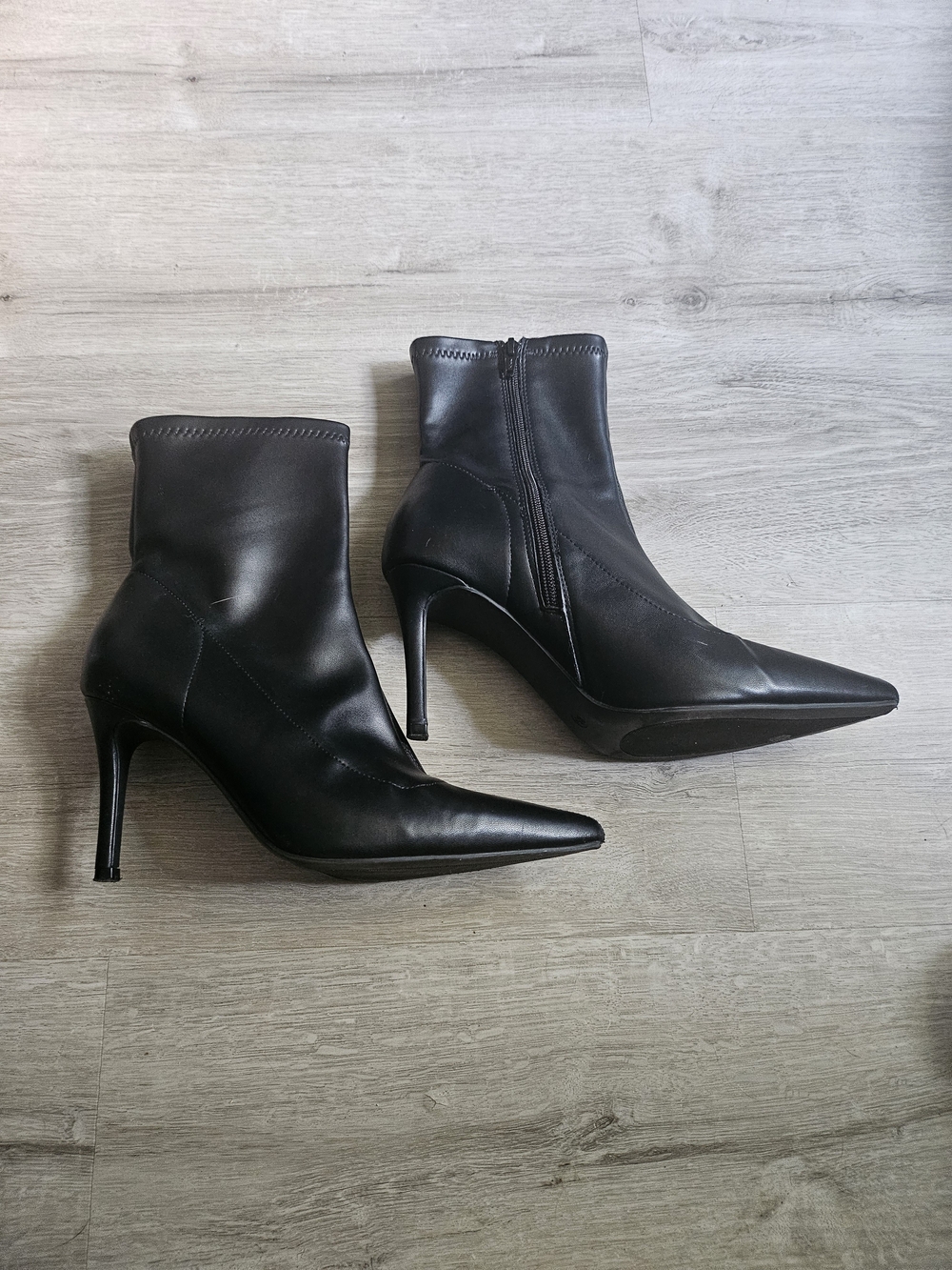 Sonoma Black Pointed Toe Stiletto Ankle Boots